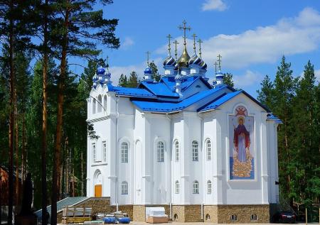 Экс-духовник Поклонской схиигумен Сергий захватил женский монастырь