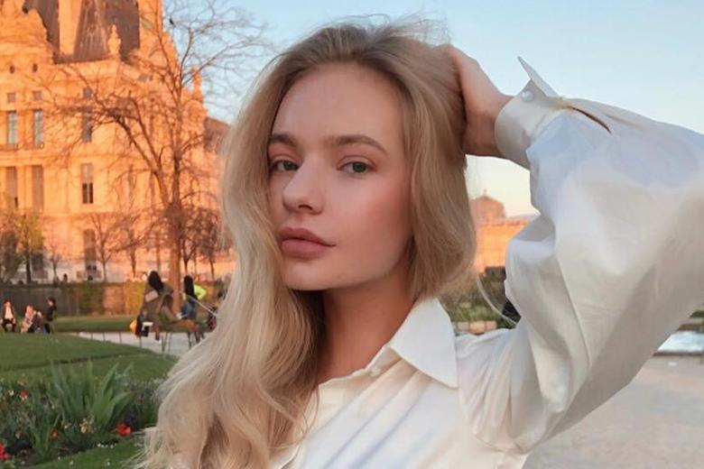 Лиза Пескова