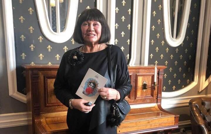Лариса Лужина