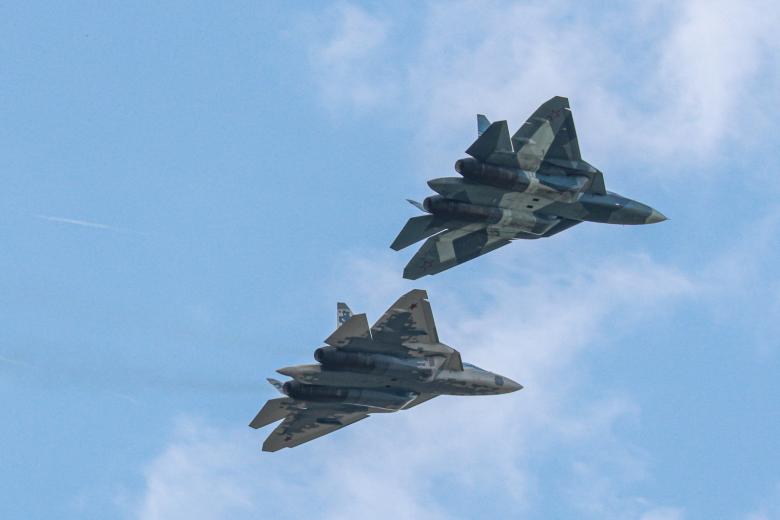 Истребители Су-57