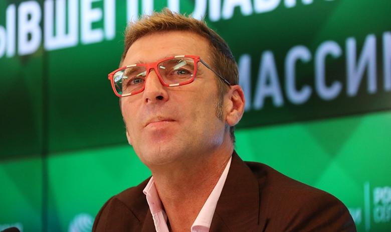 Тренер Массимо Каррера