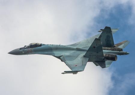 Два Су-27 перехватили бомбардировщик США над Балтийским морем