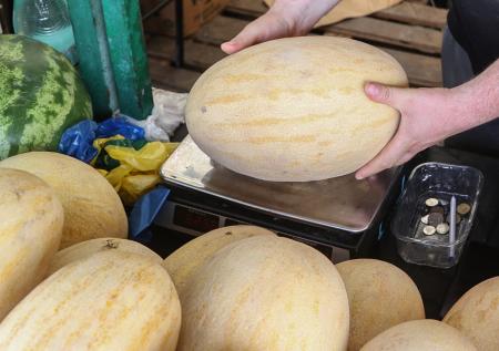 Определяем напичканную нитратами дыню: верный признак плохого фрукта
