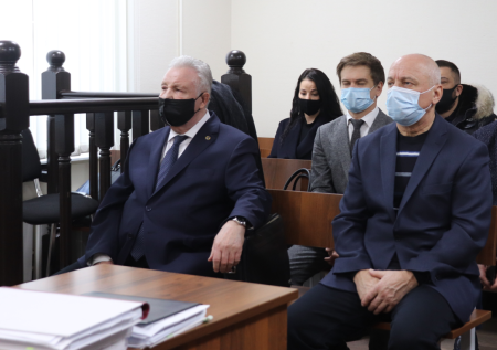 Суд приговорил хабаровского экс-губернатора Ишаева к условному сроку