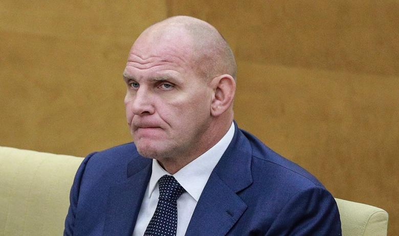 Александр Карелин