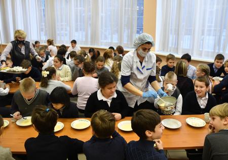 В Роспотребнадзоре оценили ситуацию с коронавирусом в школах