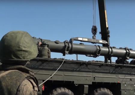 Удар «Искандера» по пункту дислокации ВСУ под Николаевом попал на видео