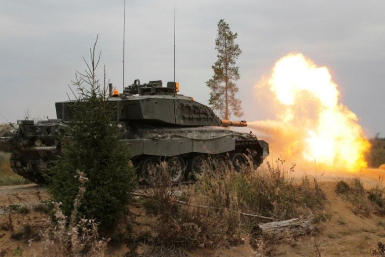 Танк Challenger 2