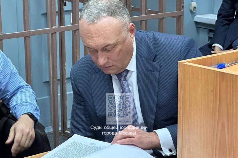 Дмитрий Савельев
