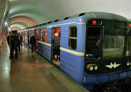 Противники Зангезурского коридора заблокировали движение в метро Еревана