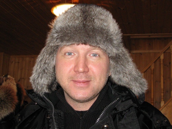 Олег Алмазов