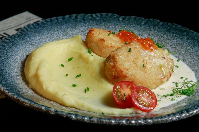 Картофельное пюре с молоком и сливочным маслом