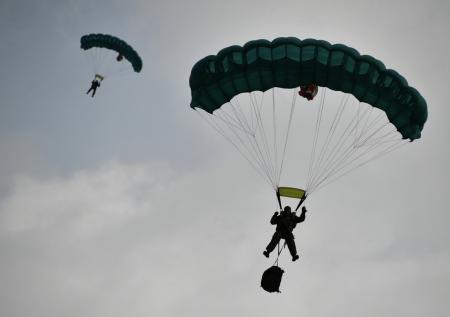 Российские и белорусские десантники высадились у границ Польши