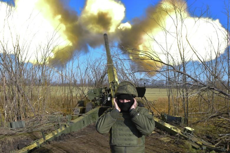 Боевая стрельба по целям ВСУ из самоходной артиллерийской установки «Гиацинт» Вооруженных сил России