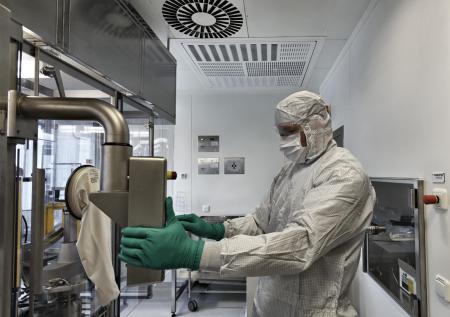 Как обухом по голове: названы новые симптомы «дельта»-штамма COVID-19