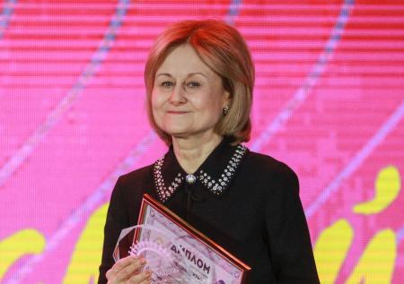 Известная писательница объяснила, почему осталась в России