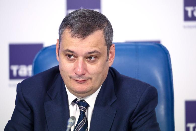 Александр Хинштейн