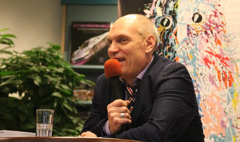 Александр Бубнов