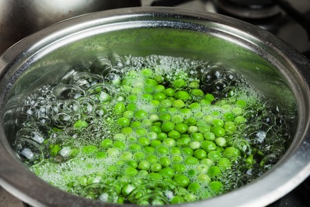 Названы продукты, способные спасти от рака