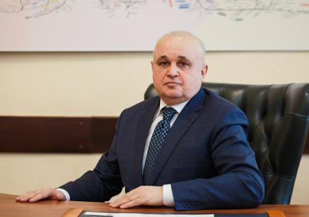 Глава Кузбасса попал в ДТП по пути на шахту «Листвяжная»