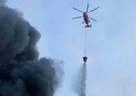 В Москве потушили пожар в ангаре