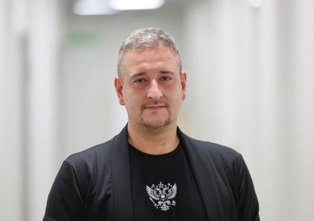 «Рвутся в бой на протезах»: инвалид СВО о реабилитации оставшихся без ног