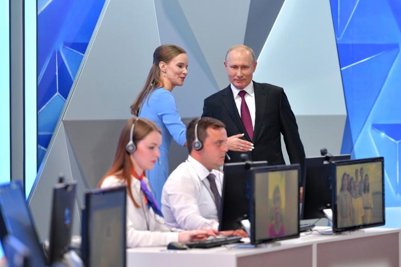 Перед началом «Прямой линии с Владимиром Путиным»
