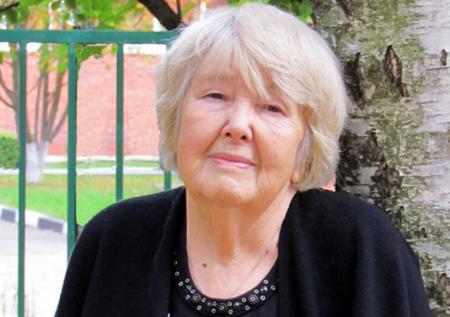 Умерла автор книги, по которой снят фильм «Гардемарины, вперёд!»