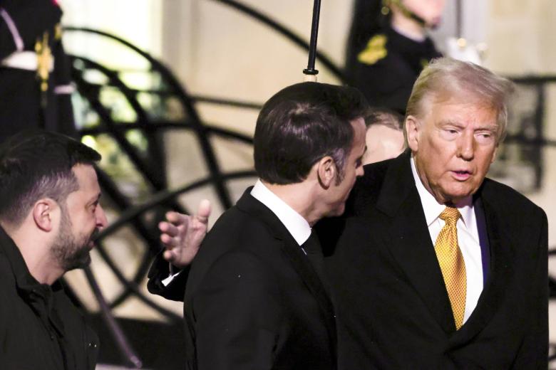 Владимир Зеленский, Эммануэль Макрон, Дональд Трамп