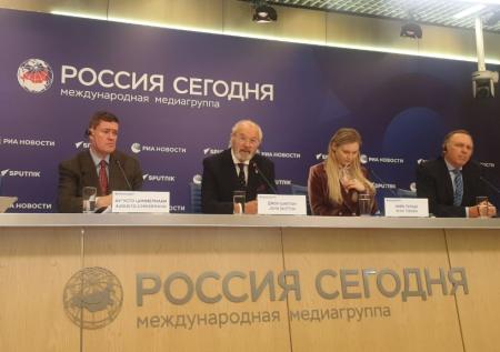 «Принимают ложные ценности»: отец Ассанжа посочувствовал европейцам