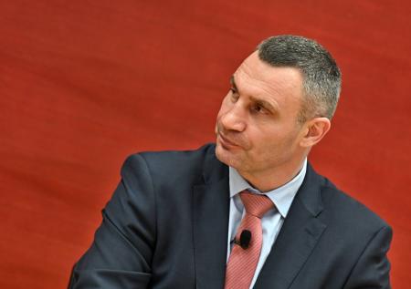 Кличко призвал киевлян переехать в пригород