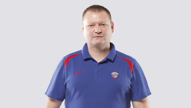 Роман Абжелилов