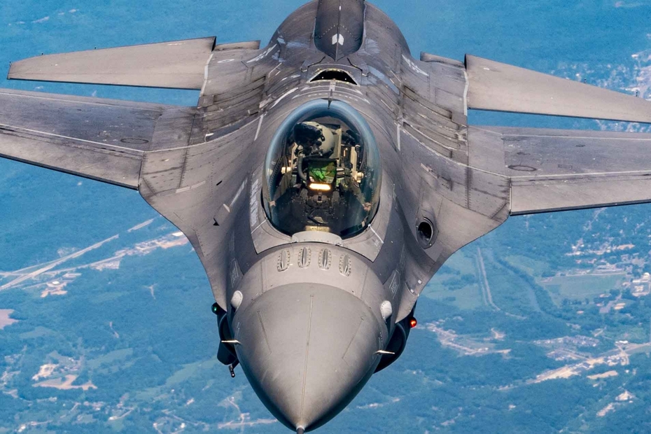 F-16