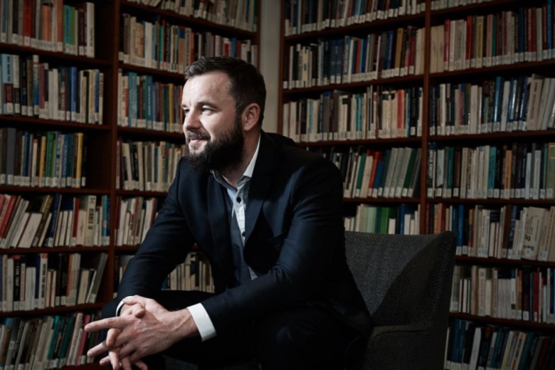 Виталий Шкляров