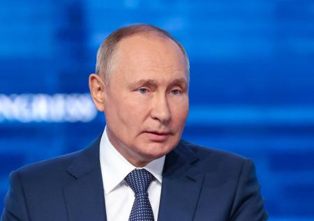«Лучше бы эти лодки здесь держали»: Путин об имуществе олигархов