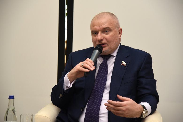 Андрей Клишас