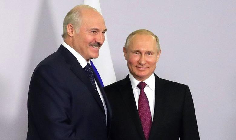 Президент РФ Владимир Путин и президент Белоруссии Александр Лукашенко