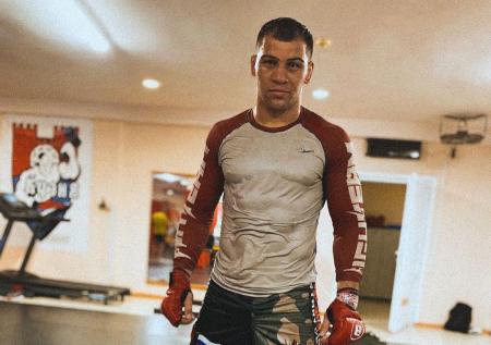 Боец Токов может получить титульный бой в Bellator
