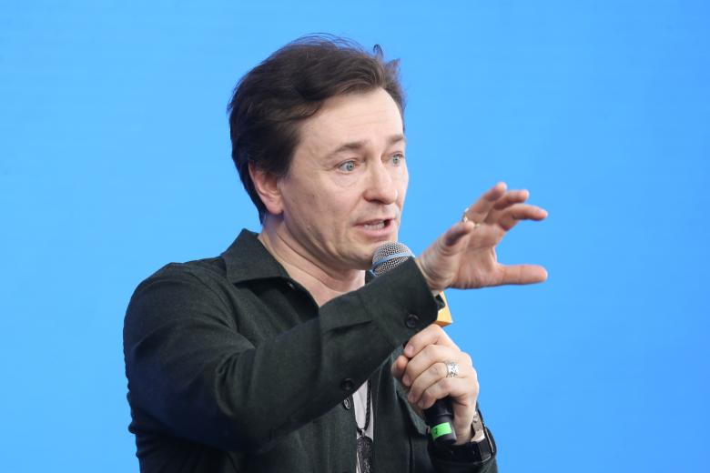 Сергей Безруков