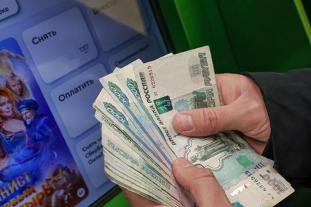 В Соцфонде сравнили выплаты работающим и неработающим пенсионерам