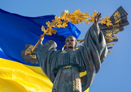 На Украине срочно меняют элиту