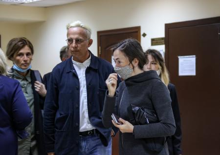 Защита Ефремова опровергла вызов жены актёра на допрос
