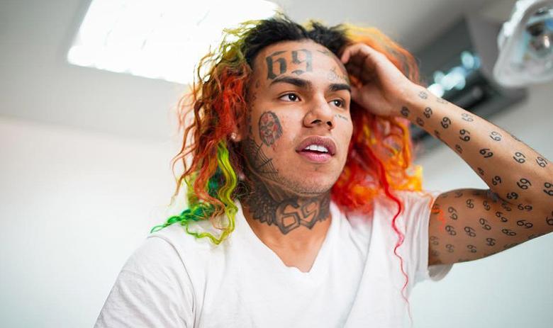 Рэпер 6ix9ine