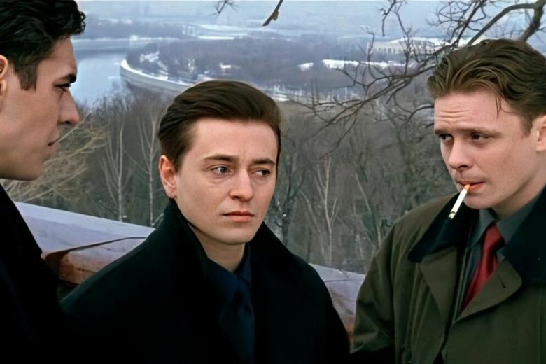 Сергей Безруков в роли Саши Белого