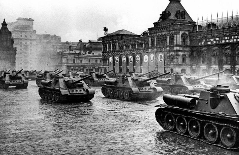 Парад военной техники