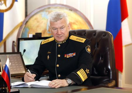 Главком ВМФ Евменов провёл встречу с экипажем крейсера «Москва»