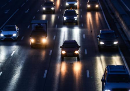 Участок ЦКАД в Новой Москве остался без света из-за похищения кабеля