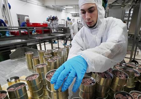 Эксперты Роскачества проверили консервы разных марок