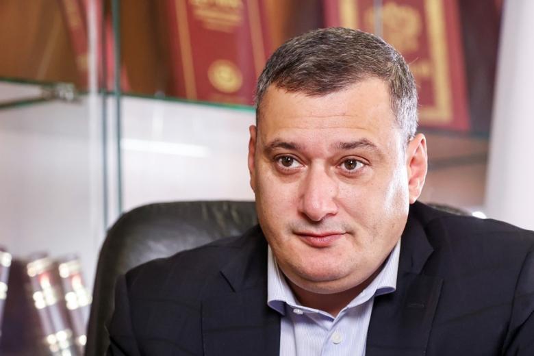 Александр Хинштейн