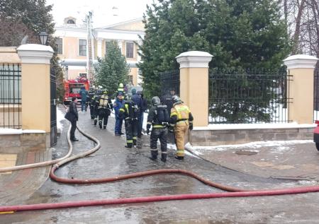 Бастрыкин поручил возбудить дело из-за пожара в усадьбе Лопухиных 